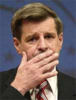 By selling off Iraqi assets to foreign capitalists, and by turning a blind eye to excesses by USA troops, Paul Bremer has lost all support from the local population.